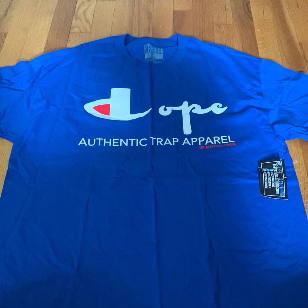 Men's blue size xl Tshirt